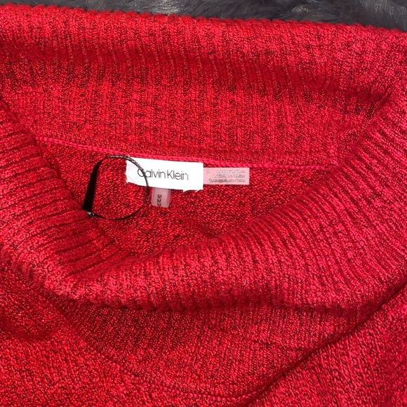 Women’s Calvin Klein Sweater - Picture 2 of 2
